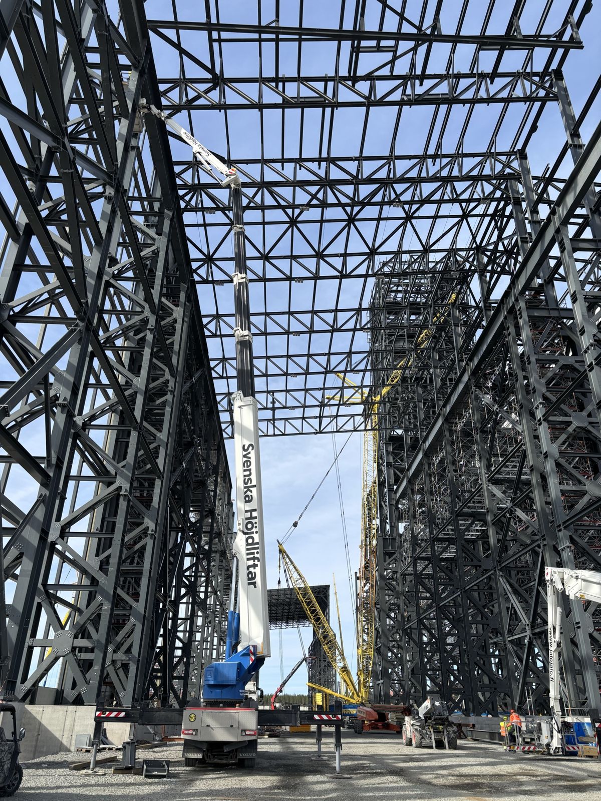 Boden – steel frame erection